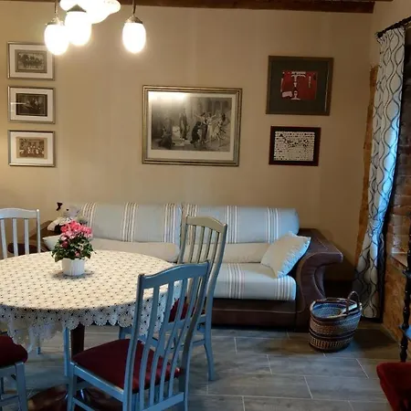 Przystanek Bajka W Puszczy Zielonce Feriehus