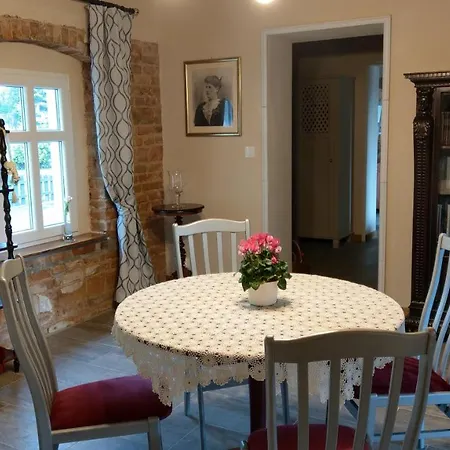 Przystanek Bajka W Puszczy Zielonce Feriehus *